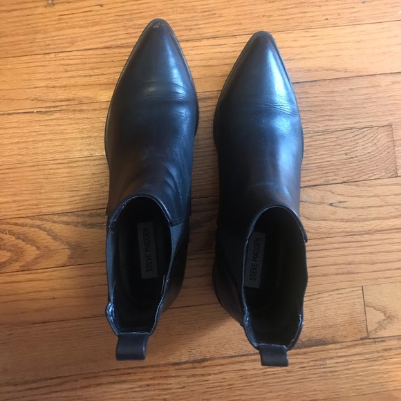 Steve Madden leather ankle booties - Picture 2 of 4